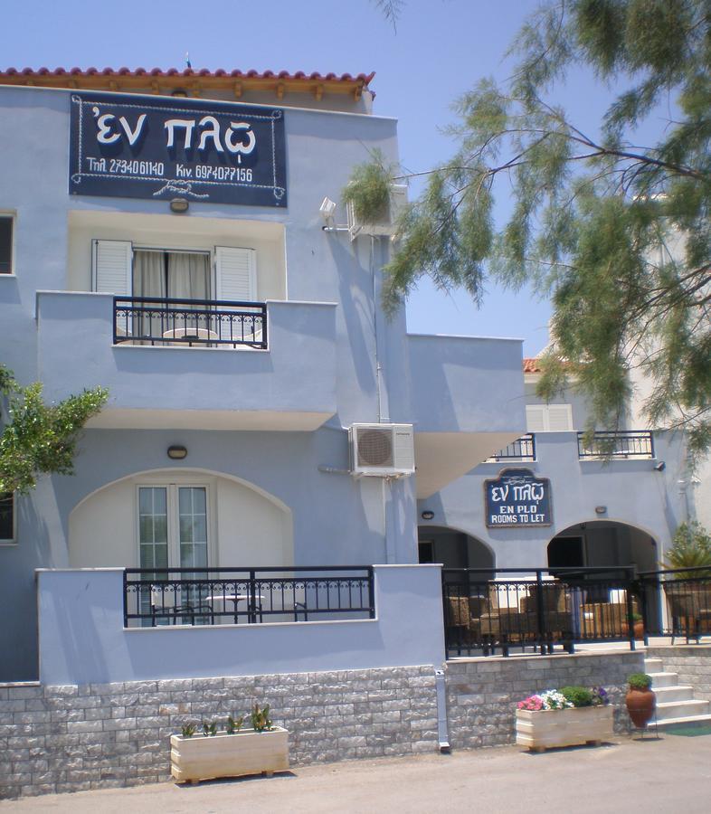 Hotel En Plo Elafonissos Exterior foto